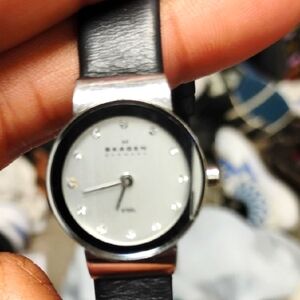 VINTAGE SKAGEN DENMARK STEEL#358XSSLBC LADIES WATCH NRMINT CONDITION